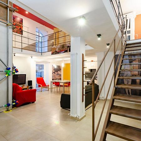 Joivy Vibrant Open-Plan Apt For 6 In Historic Centre Leilighet Genova Eksteriør bilde