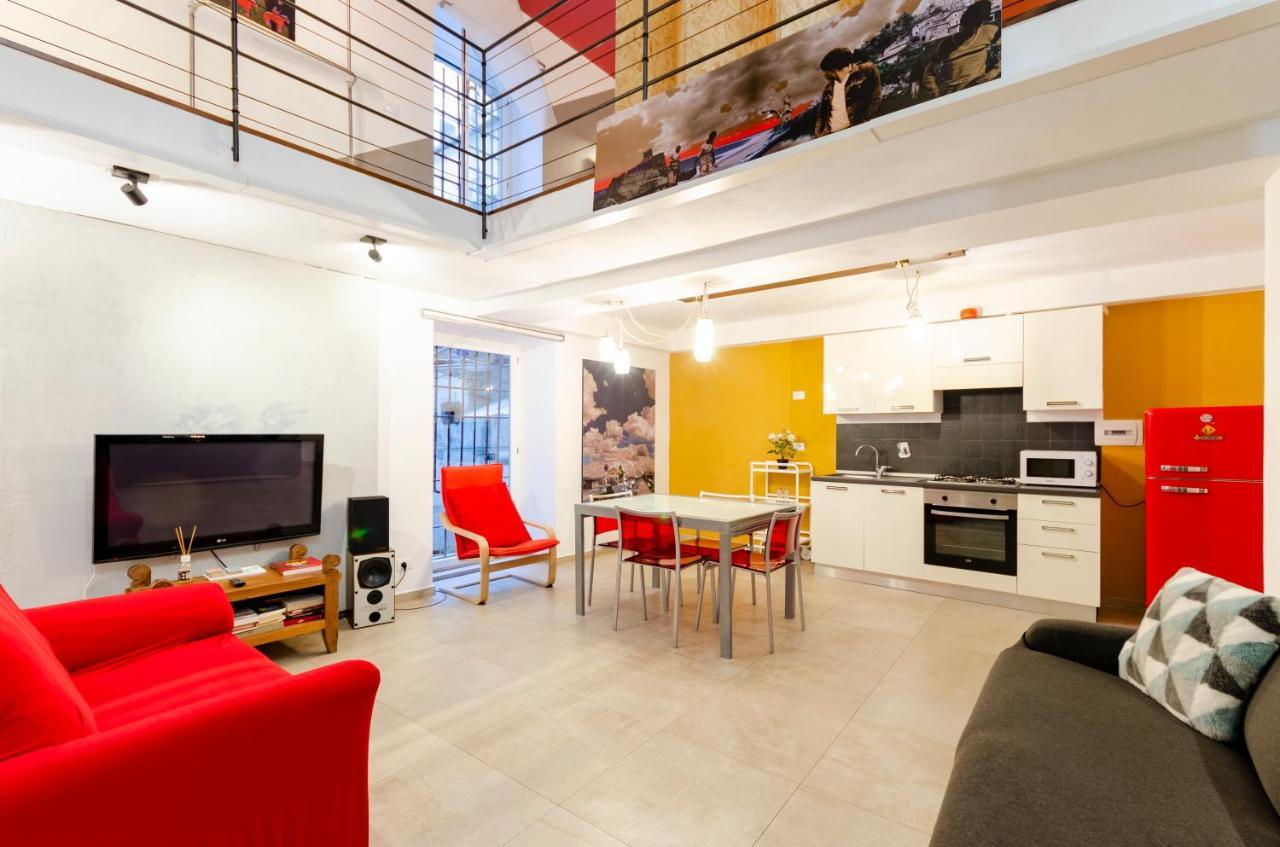 Joivy Vibrant Open-Plan Apt For 6 In Historic Centre Leilighet Genova Eksteriør bilde