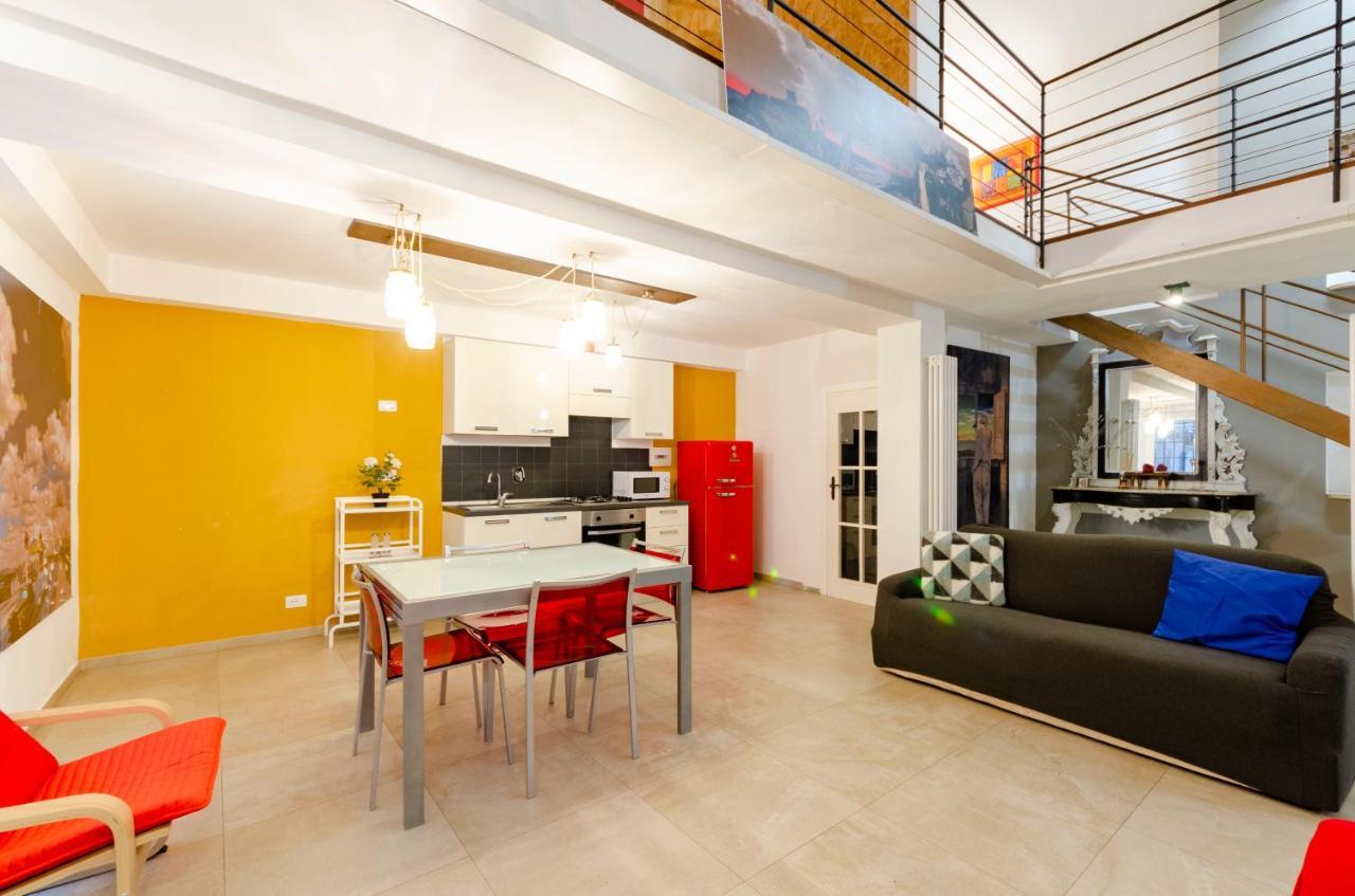 Joivy Vibrant Open-Plan Apt For 6 In Historic Centre Leilighet Genova Eksteriør bilde