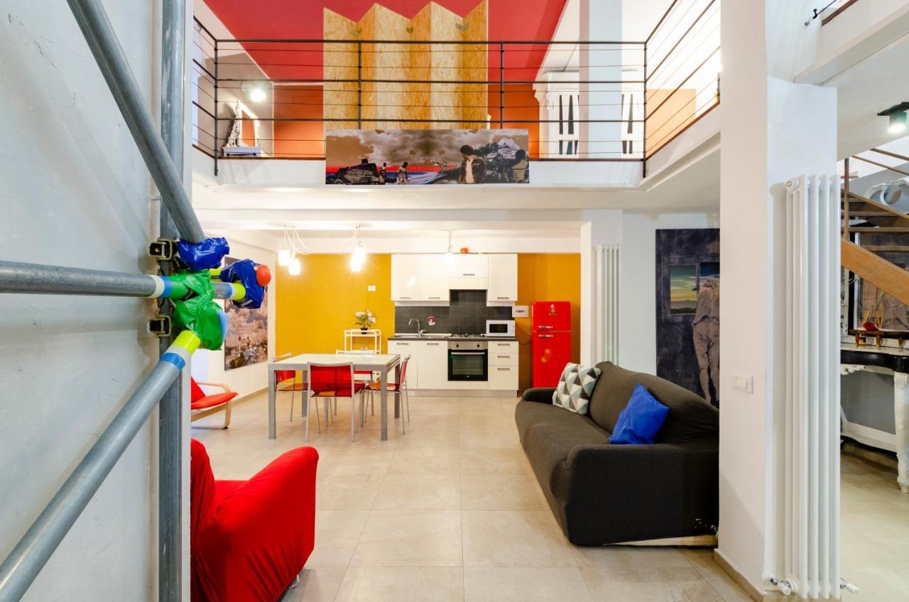 Joivy Vibrant Open-Plan Apt For 6 In Historic Centre Leilighet Genova Eksteriør bilde