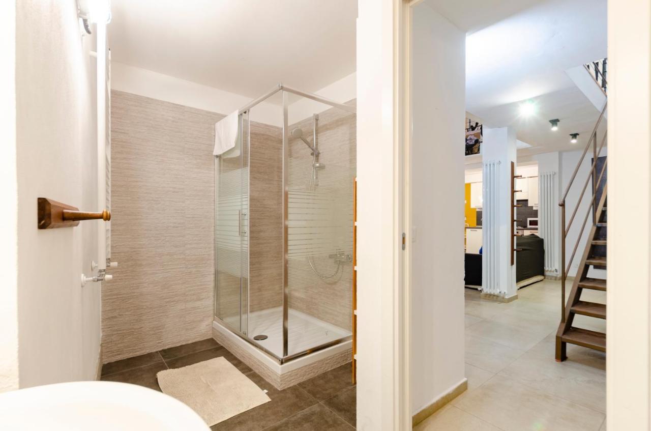 Joivy Vibrant Open-Plan Apt For 6 In Historic Centre Leilighet Genova Eksteriør bilde
