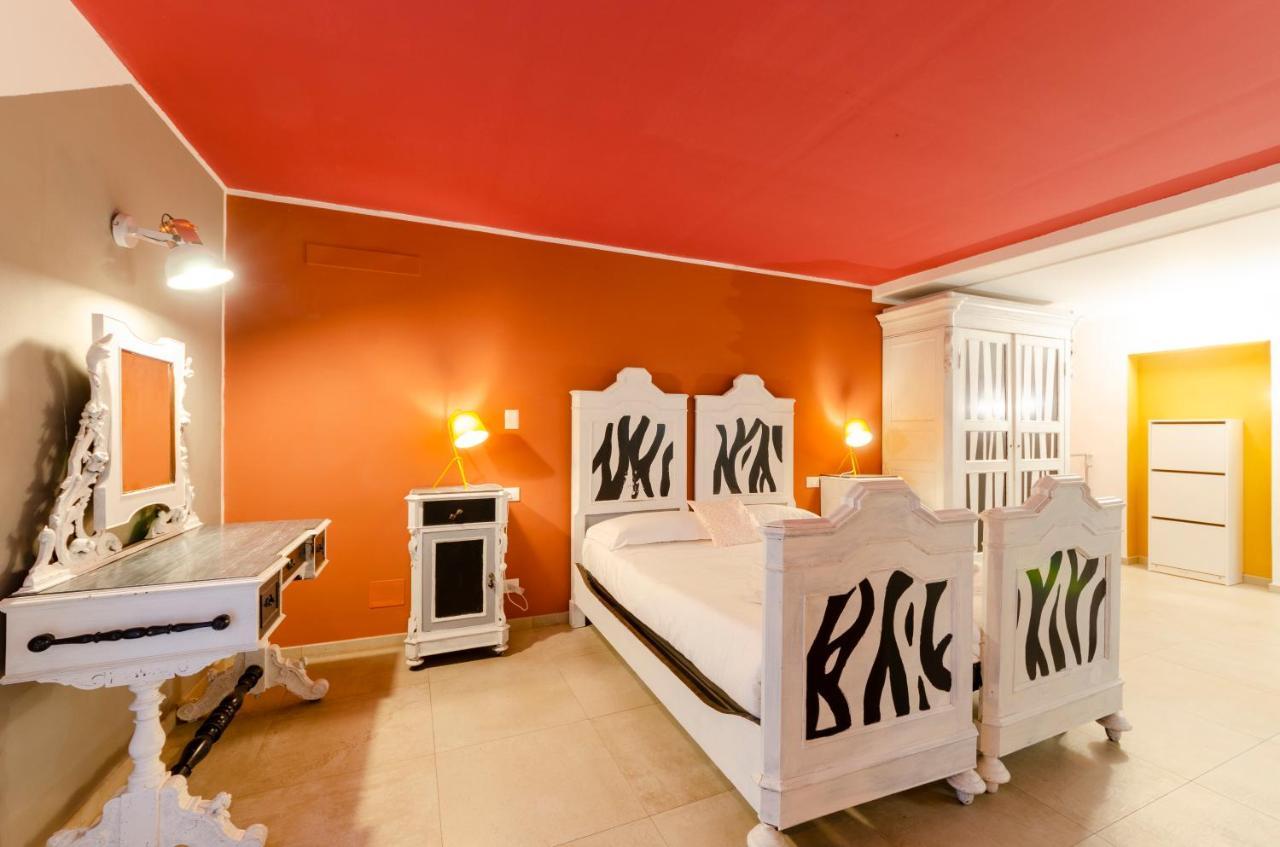 Joivy Vibrant Open-Plan Apt For 6 In Historic Centre Leilighet Genova Eksteriør bilde